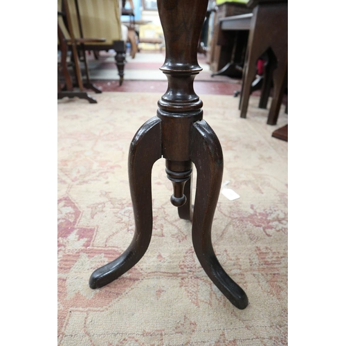 136 - Antique oak wine table