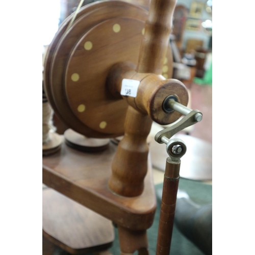 138 - Spinning wheel with accessories