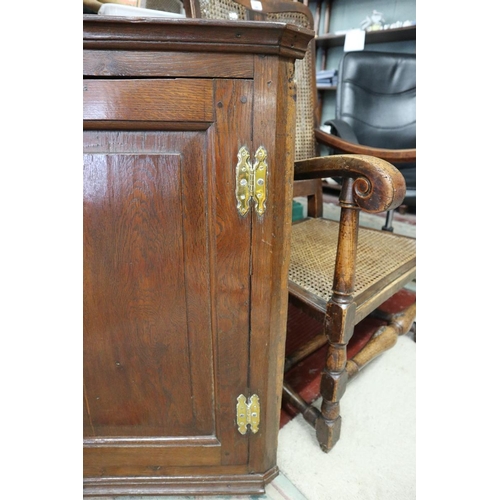 139 - Georgian oak corner cupboard