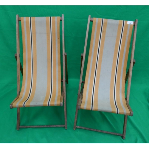 208 - 2 1940's children's deck chairs