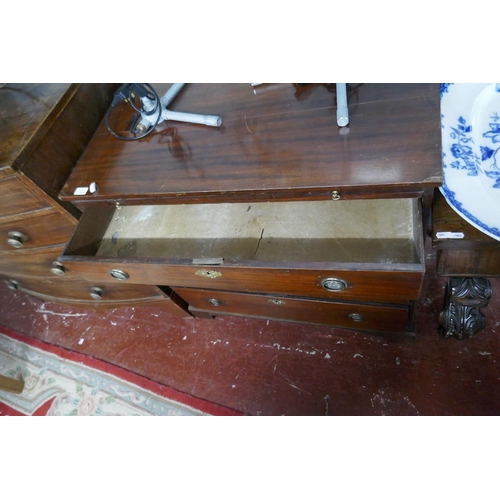 211 - Antique mahogany bachelor's chest - Approx size W: 89cm D: 49cm H: 87cm