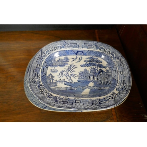 216 - Collection of blue and white china