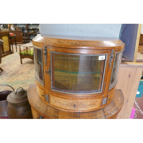 226 - Fine French inlaid & ormolu mounted cabinet - Approx: W: 79cm D: 41cm H: 117cm