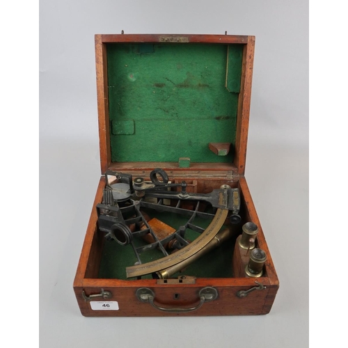 252 - Cased sextant