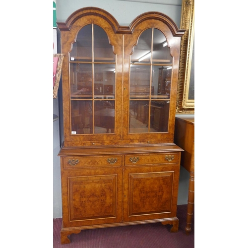 253 - Queen Anne style walnut 2 domed bookcase with a glazed top - Approx size: W: 110cm D: 40cm H: 200cm