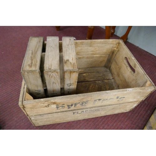 256 - 3 advertising crates