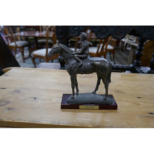 266 - Collection of racehorse figures