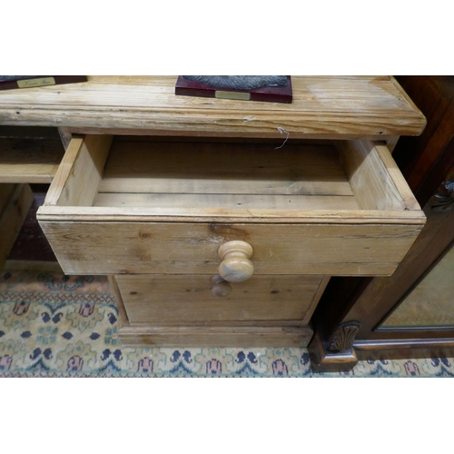 268 - Large pine desk - Approx size: W: 152cm D: 57cm H: 97cm