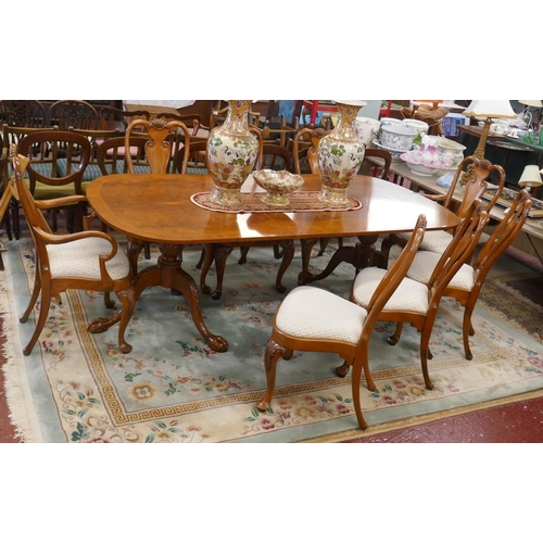 284 - Fine quality Queen Anne style Walnut dining table accompanied by 8 walnut Queen Anne style chairs wi... 