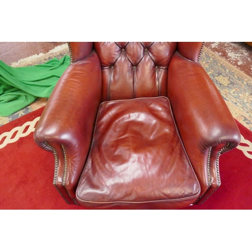 296 - Very comfy leather club armchair