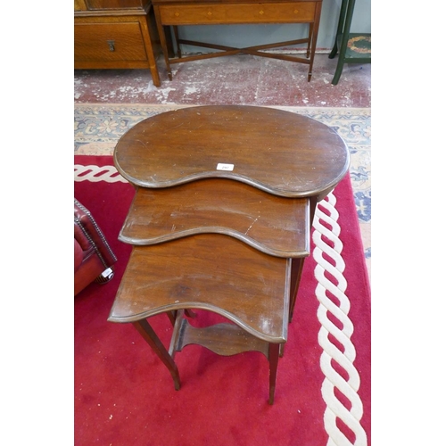 297 - Edwardian nest of 3 tables