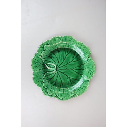 49 - 4 Wedgwood cabbage plates