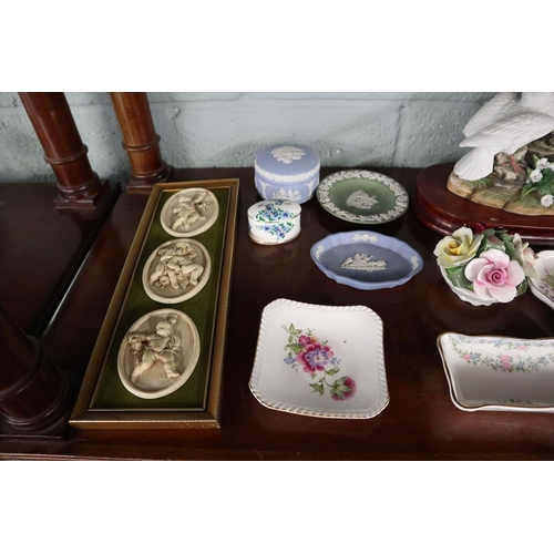 87 - Collectables to include Wedgwood etc