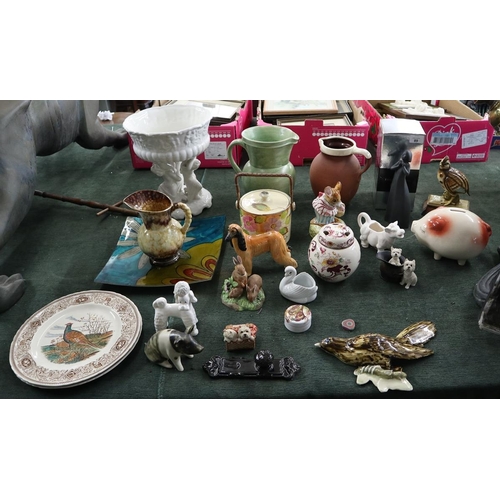 89 - Collectables to include mostly ceramics