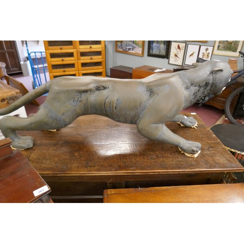 137 - Large bronze panther - Length 159cm