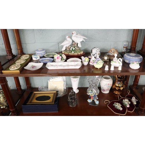 87 - Collectables to include Wedgwood etc