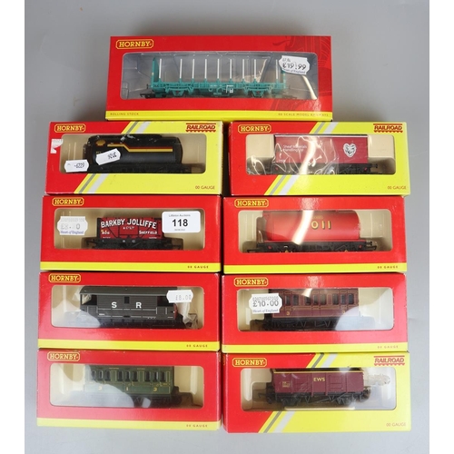 118 - 9 boxed Hornby train carriages