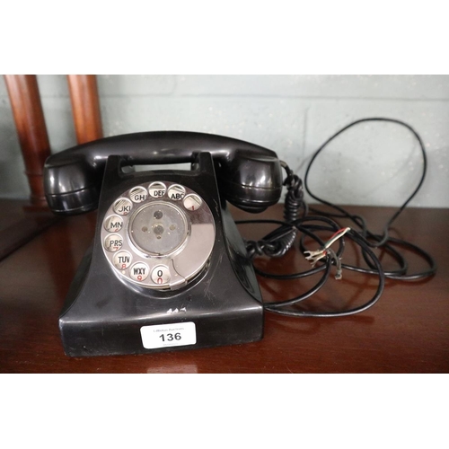 136 - Vintage Bakelite phone