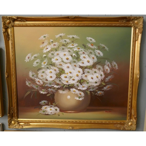 213 - Nancy Lee - Oil on canvas - Daisies - Approx image size: 60cm x 50cm