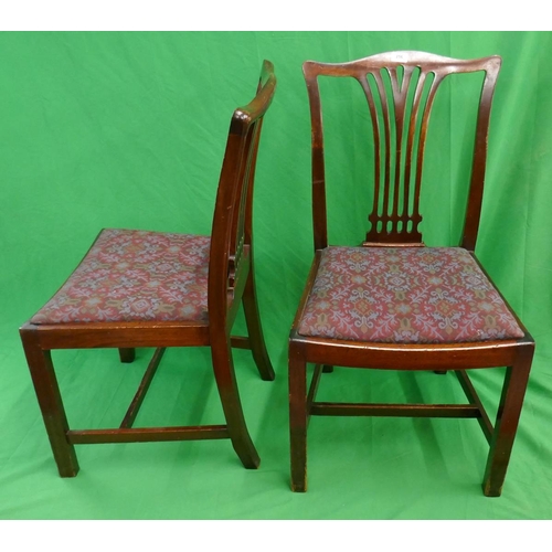 256 - Set of 6 Chippendale style chairs