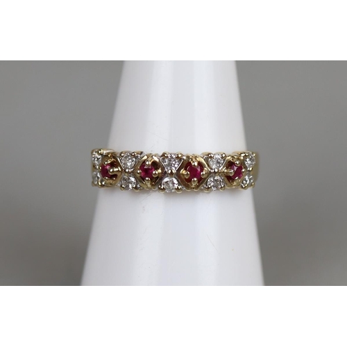 39 - Gold ruby & diamond set ring - Approx size: P