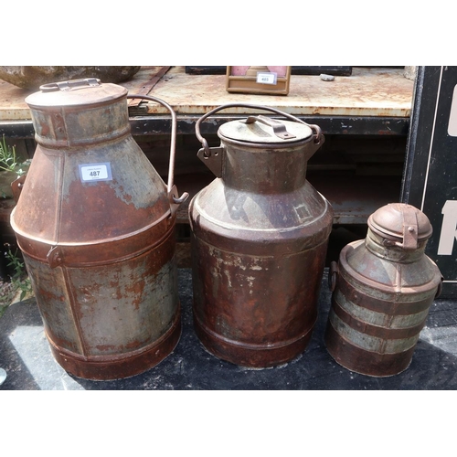 487 - 3 antique metal milk churns - Approx height of tallest: 53cm (excluding handle)