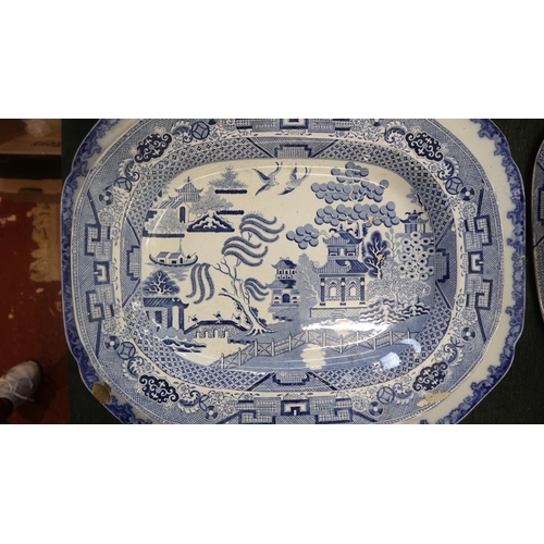 156 - Collection of blue and white china