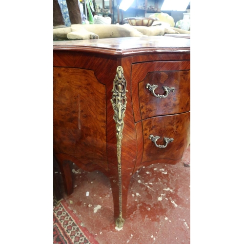 165 - Pair of French burr walnut and kingwood ormolu mounted bombe chests - Approx size: W: 82cm D: 44cm H... 