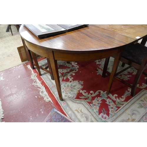 257 - 19thC D end dining table with leaf - Approx size: L: 210cm W: 132cm H: 75cm