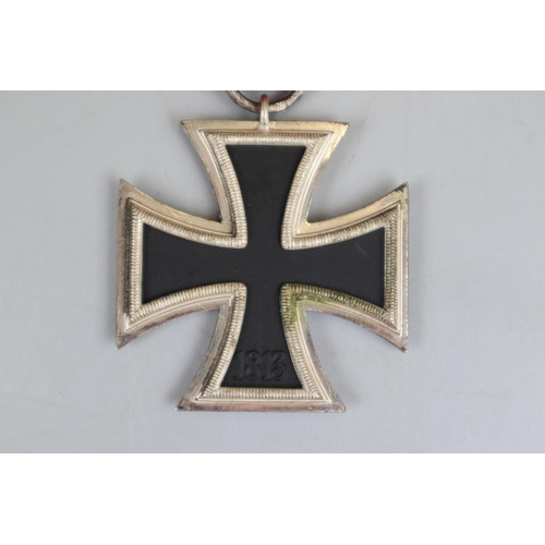 65 - 2 German crosses together with belt buckle