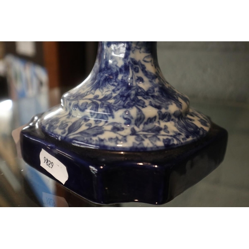 90 - Pair of Victoria Ironstone blue and white urns - Approx height: 46cm