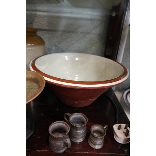 94 - Collectables to include vintage pancheon