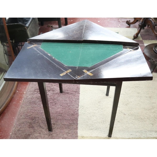 230 - Envelope card table