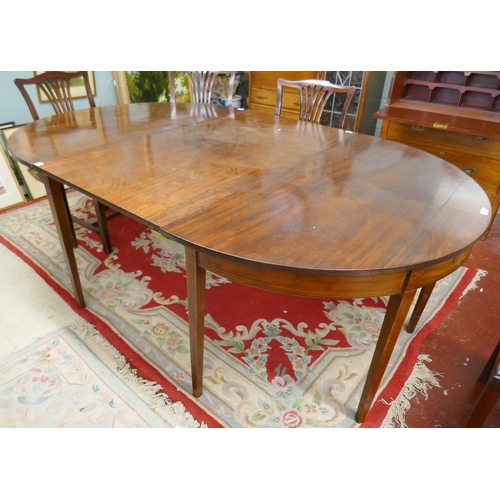 286 - 19thC D end dining table with leaf - Approx size: L: 210cm W: 132cm H: 75cm