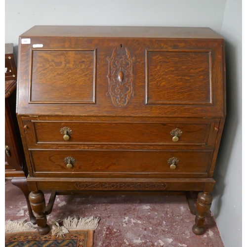 390 - Oak bureau