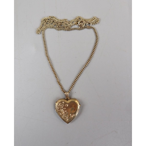 40 - Gold locket on chain - Approx overall weight 5.1g