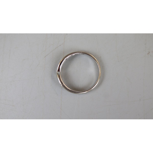 10 - White gold stone set wishbone ring - Approx size: Q