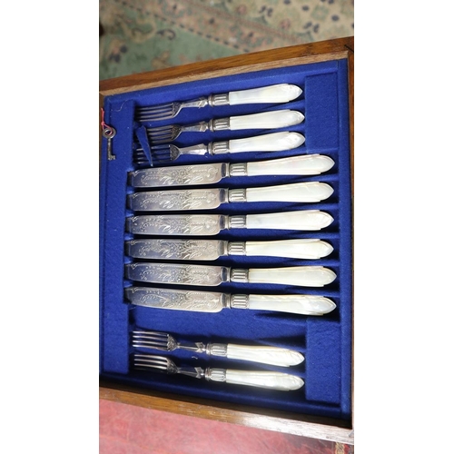 307 - 3 cased cutlery sets