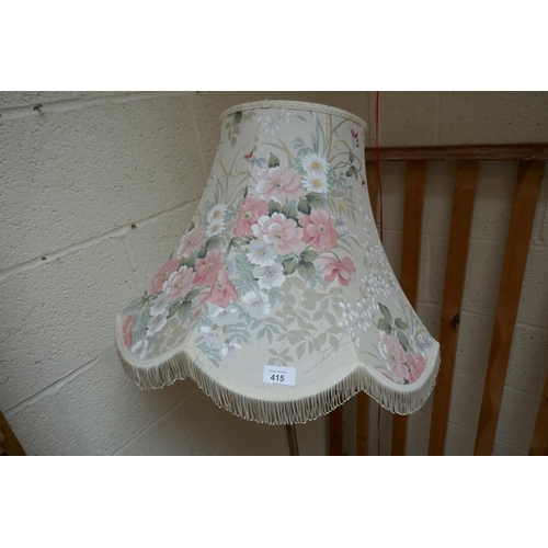 415 - Unusual camel toe adjustable standard lamp