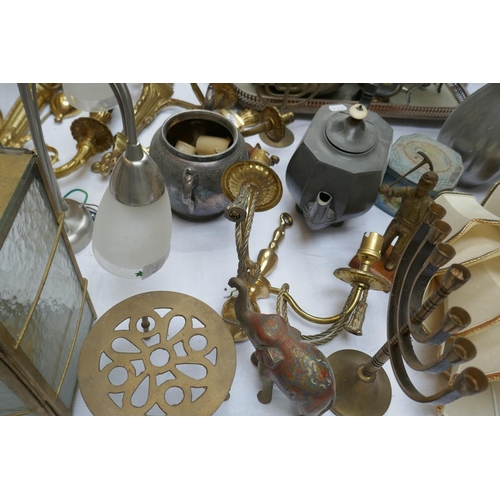 429 - Collection of metalware and lights