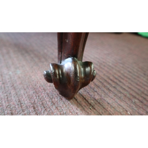 452 - Victorian well-shaped button-back armchair