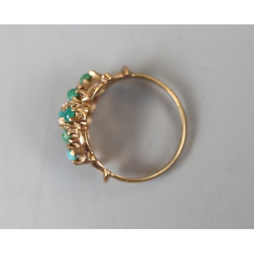 48 - Gold turquois set ring - Approx size: J