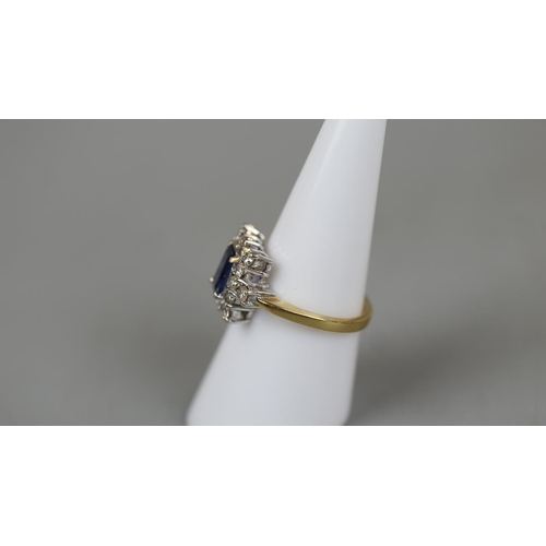 50 - 18ct gold sapphire & diamond ring - Approx size: N