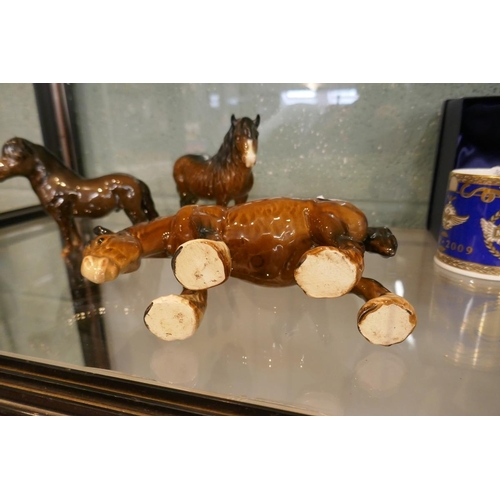 125 - 4 Beswick horses