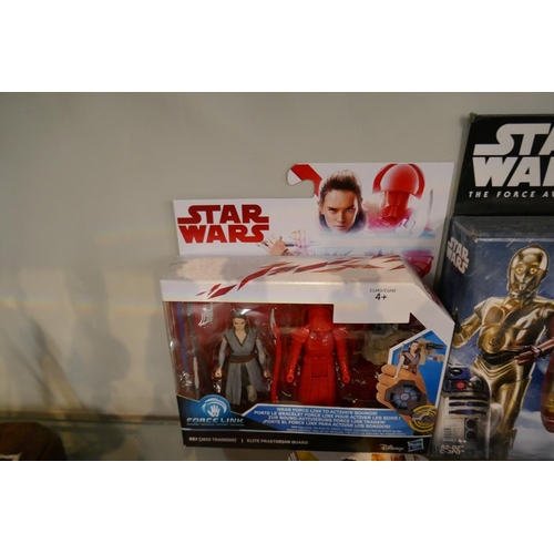 133 - 6 Star Wars boxed figure sets