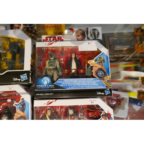 133 - 6 Star Wars boxed figure sets