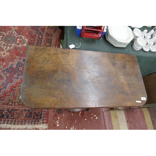 162 - Victorian rosewood tea table