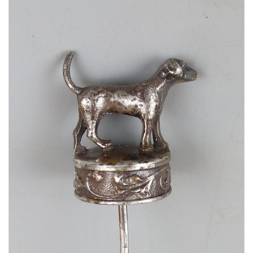 2 - Silver bottle top in form of dog and Vesta case - Overall approx weight: 48g