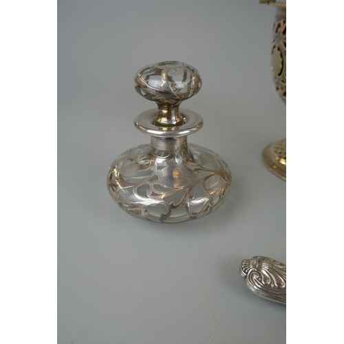 66 - Collection of silver plate to include silver handled cake knife and perfume bottle