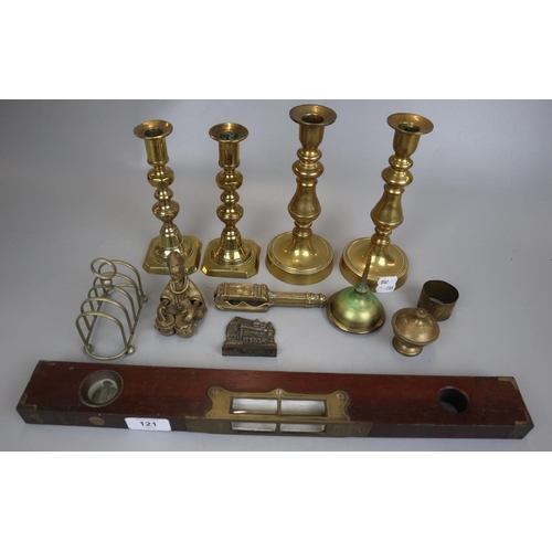 121 - Collection of brass to include spirit level